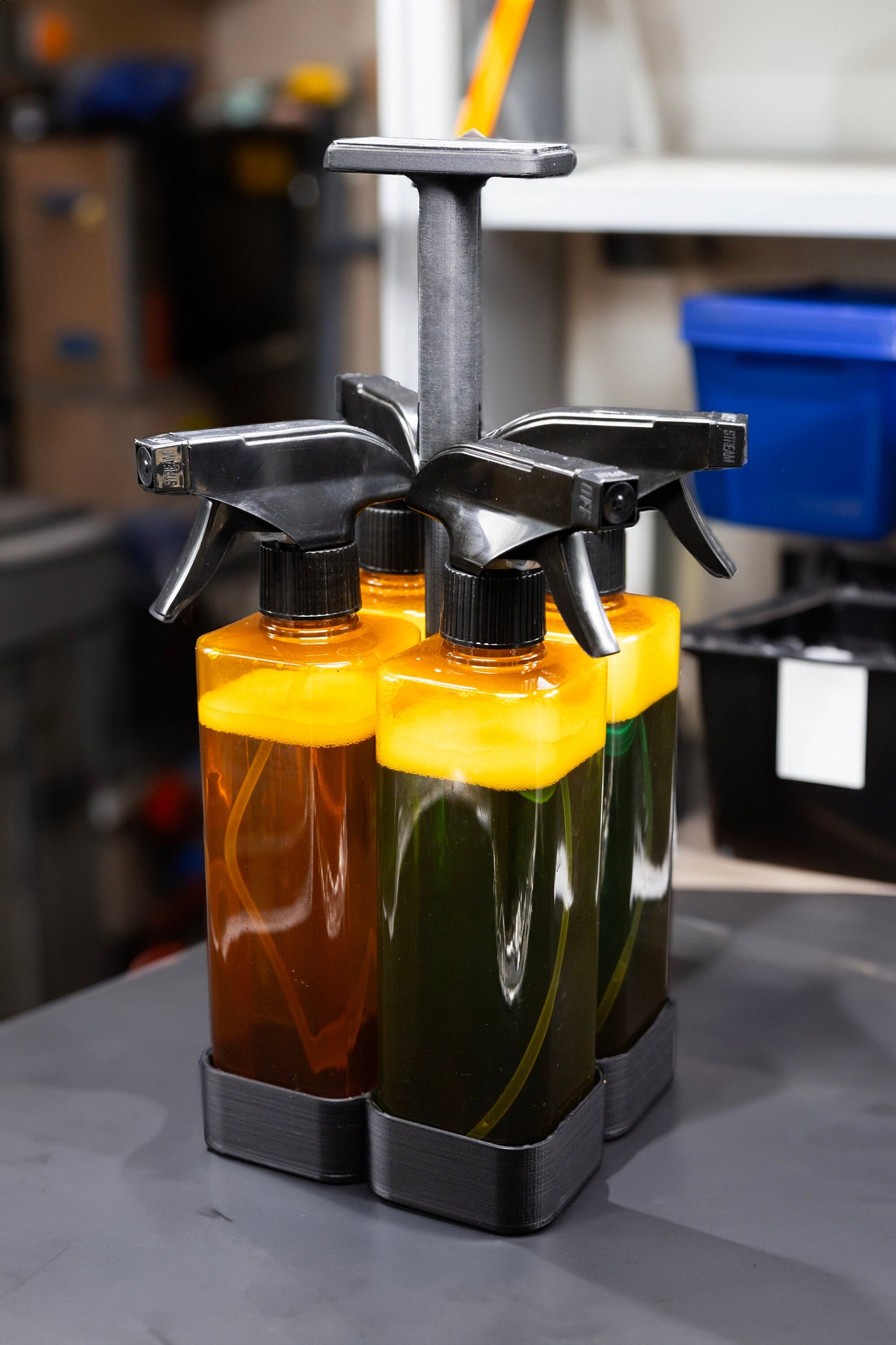 Super Compact Spray Bottle Organizer